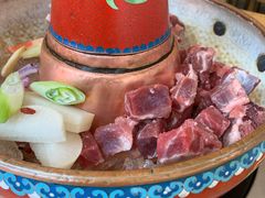 -毛辣果·贵州红酸汤牛肉火锅(西单店)