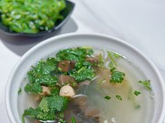 -馋三尺蟹粉小笼(人民广场店)