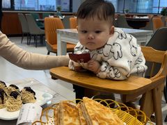 -李连贵熏肉美食酒楼(东市商贸店)