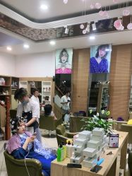 -环球蝶上美业连锁