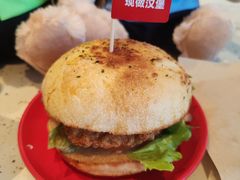 -必胜客(大坪英利店)
