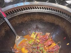 -袁小二大东北铁锅炖(吉祥村总部)