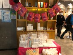 -时尚殿堂明星门店