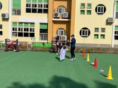 -上海闵行区阶梯吉美幼儿园