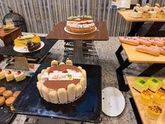 -怡豪大饭店·银顶旋转餐厅