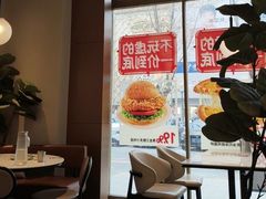 -必胜客(东茅岭店)