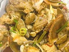 手抓海鲜-鑫渔港海鲜本地菜·山海关浑锅(东戴河店)