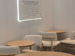 -瑞幸咖啡(长宁来福士B1层店)