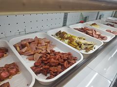 -哈尔滨小酒馆·鲜肉现穿自助烧烤(康新花园店)