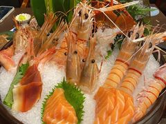 -万岛日本料理铁板烧(万泰国际店)