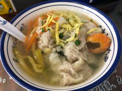 鲜肉馄饨-长人馄饨铺(解放街店)
