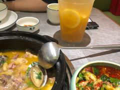 -品也·鲍鱼鸡火锅(皇庭广场店)