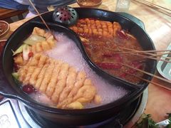 -灌县老妈砂锅串串香(万科红生活广场店)