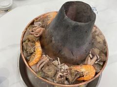 -鑫渔港海鲜本地菜·山海关浑锅(东戴河店)