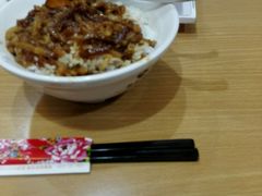 -胡须张鲁肉饭(南京三民店)