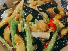 -味老大土碗菜(中山三路店)