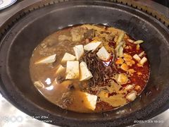 -田家大院东北农家菜铁锅炖(西安总店)
