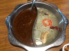 鸳鸯锅底-傣妹火锅(南京东路一店)