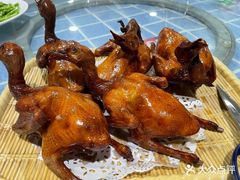 红烧乳鸽-石岐乳鸽村(南海第三分店)