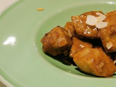 -港丽餐厅(高德置地店)