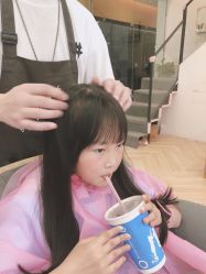 -奇怪的独角兽亲子理发沙龙
