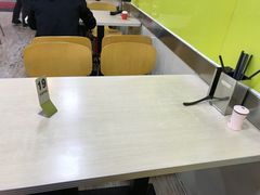 -伤心酸辣粉(体育东路店)