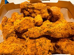 -BHC炸鸡(明洞总店)