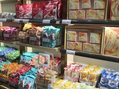 零售区-良品铺子(白云新世界店)