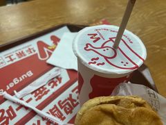 -华莱士·全鸡汉堡(海口政法学院店)