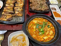 -釜山豚骨汤饭(芝罘万达广场店)