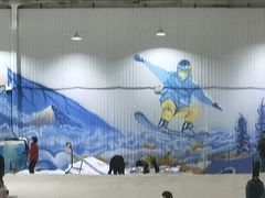 -乔波室内滑雪场
