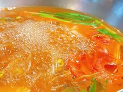-王奋斗贵州酸汤牛肉火锅