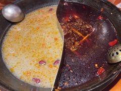 -周小明火锅(黑金冠社区店)