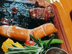 -西语炭烧牛排·西厨(石龙店)