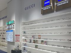 -美式眼镜·授权蔡司.依视路.尼康.豪雅.明月(南翔印象城店)