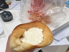 奶油牛角面包-新侨三宝乐面包店(崇文门店)