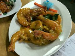豆腐鲜虾煲-威南记鸡饭餐室