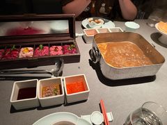 -左庭右院鲜牛肉火锅黑金店(陆家嘴中心店)