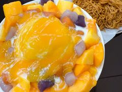 芒果芋圆牛奶绵绵冰-水牛奶皇后糖水铺(深圳总店)
