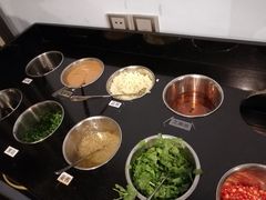 自助调料区-千岛蚝高压锅生蚝·人参火锅(白云万达店)