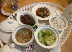-童谣里医疗级月子中心(独栋湖景店)