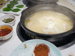 -周渝食惦酸菜鱼(青浦店)