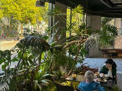 -J Create城市露营咖啡·简餐·宠物(上海动物园店)