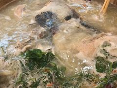 -颜氏双江清水鱼一养身火锅(磁器口店)