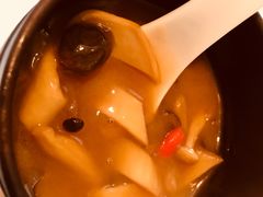 罐焖野山菌-依兰国际酒店-颐和轩中餐厅