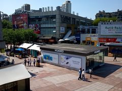 -证大大拇指广场(芳甸路店)