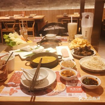 进去感觉装修和以前完全不一样