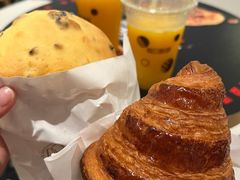 -CARINO BAKERY&CAFE(人广来福士店)