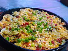 铁板蒜蓉花甲-陈帅夜排档·龙虾·炒菜·烤串(世茂店)