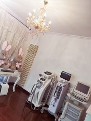 -美肤盾祛痘·问题肌头疗管理中心